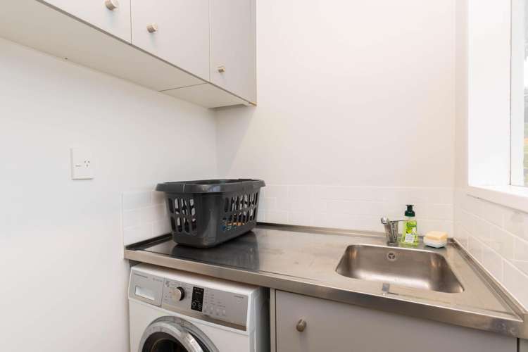 15 Silverbirch Grove Churton Park_11