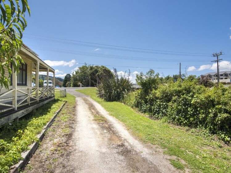 54 Broadway Picton_12