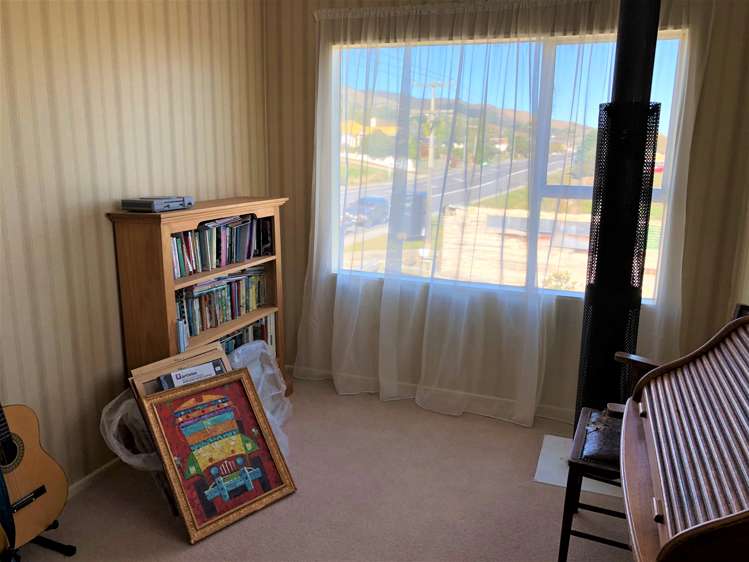 63 Eddystone Street Kaitangata_24