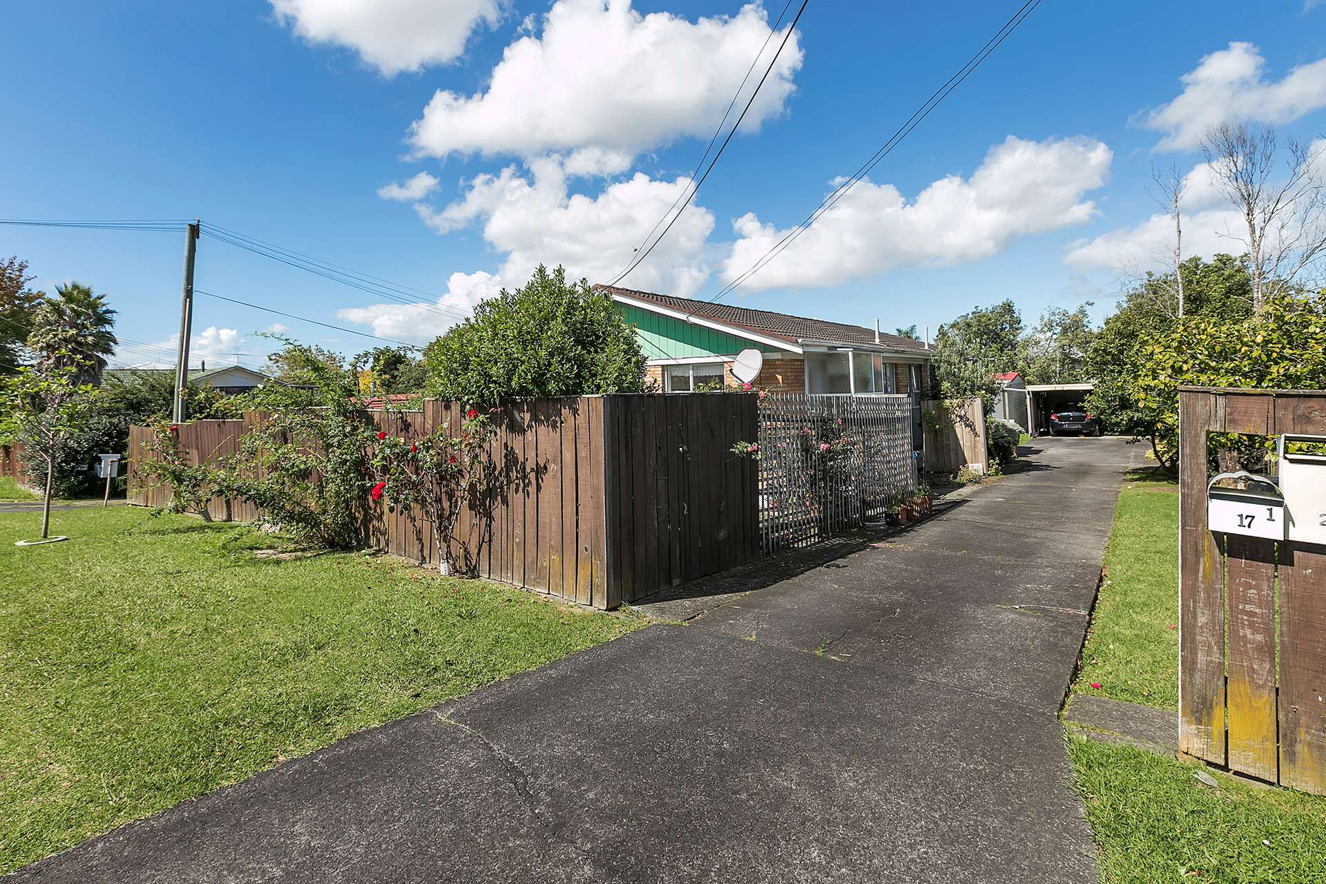 1/17 Roberts Road Te Atatu South_0