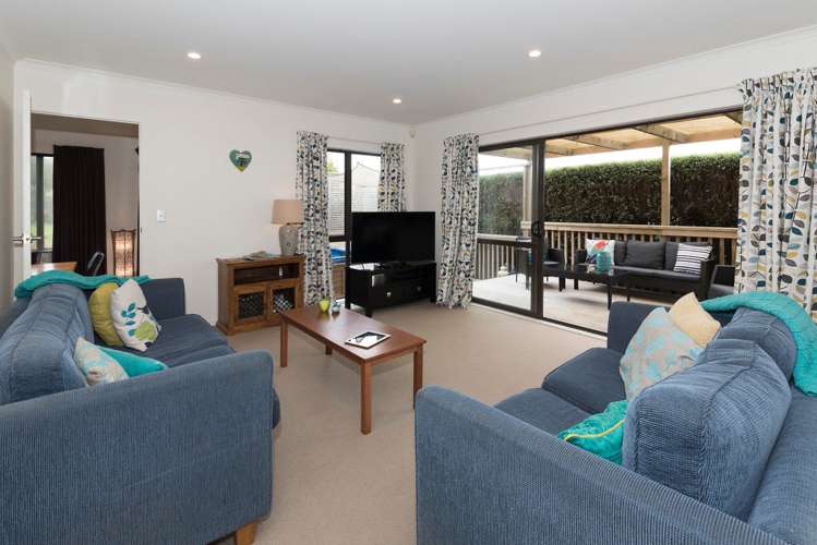 6 Kinmont Rise East Tamaki Heights_28