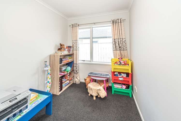 35 Magnolia Crescent Tawhero_13