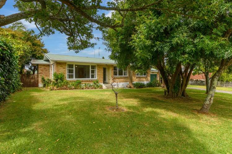 3 Woods Avenue Matua_13