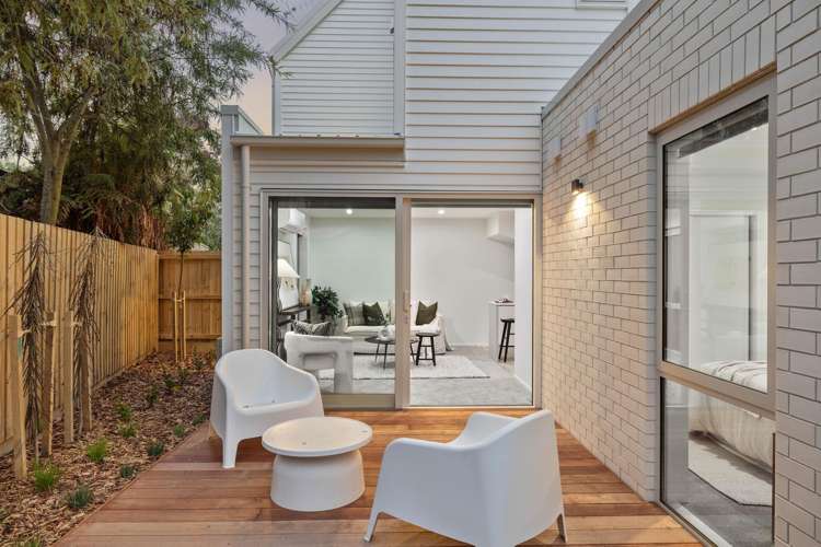 21 Courtenay Street St Albans_18