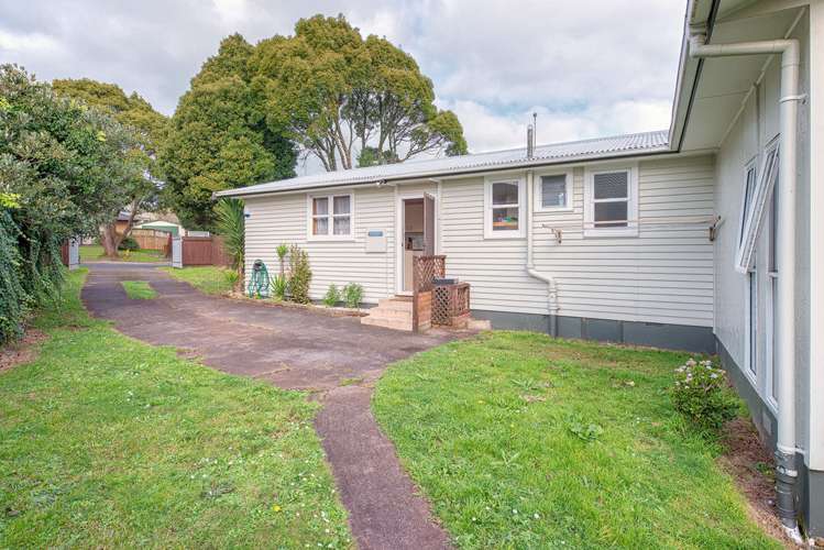 10 Mack Place Red Hill_16
