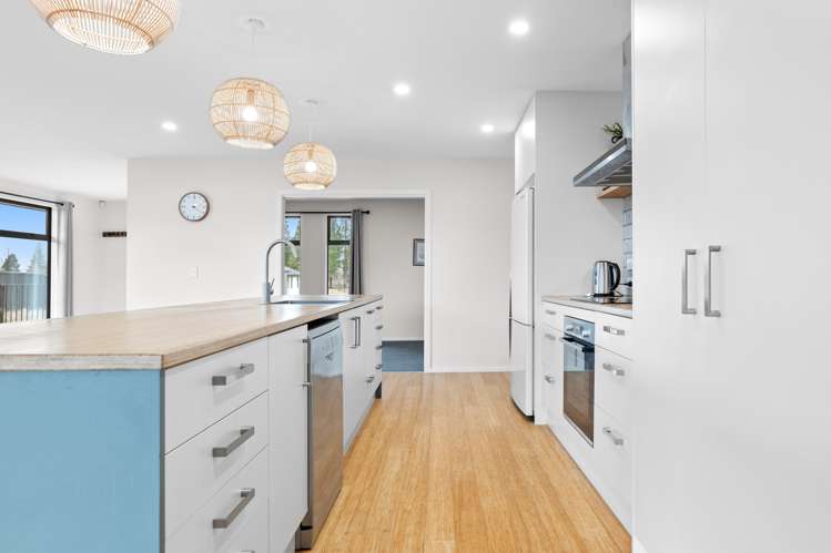 2 Glenfield Avenue Twizel_7