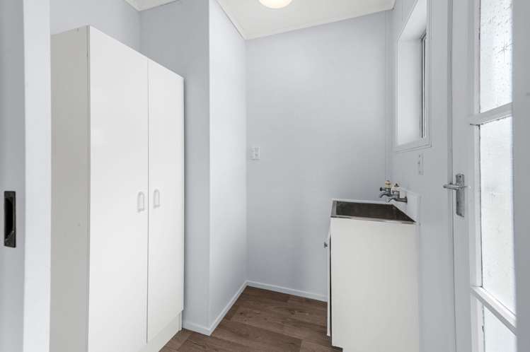 37 Exeter Street Glenview_15