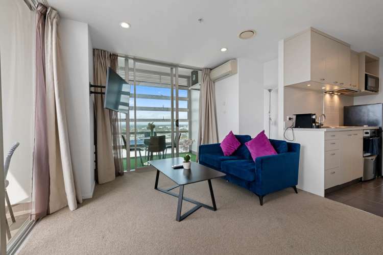 1208/17 Amersham Way Manukau_7