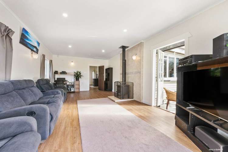 723 Waitakere Road Kumeu_10