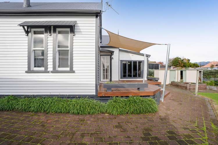 24 Dunn Street Egmont Village_17