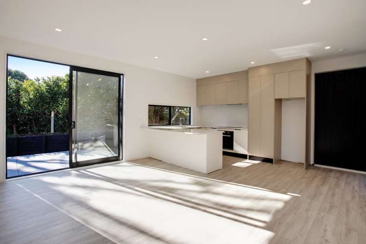 7/10 Hutchinsons Road Bucklands Beach_5