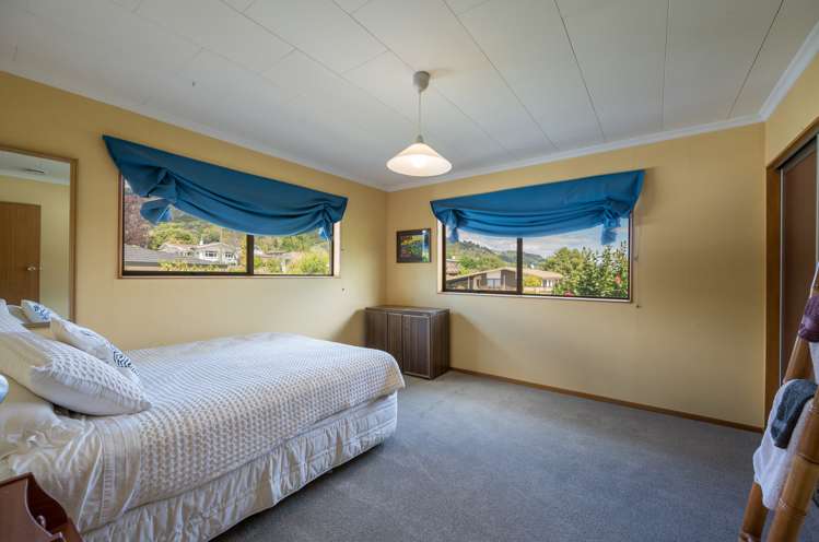 8 Farnham Drive Richmond_14