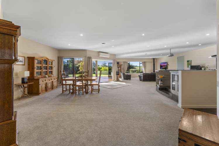 89 Totara View Road Wakefield_7