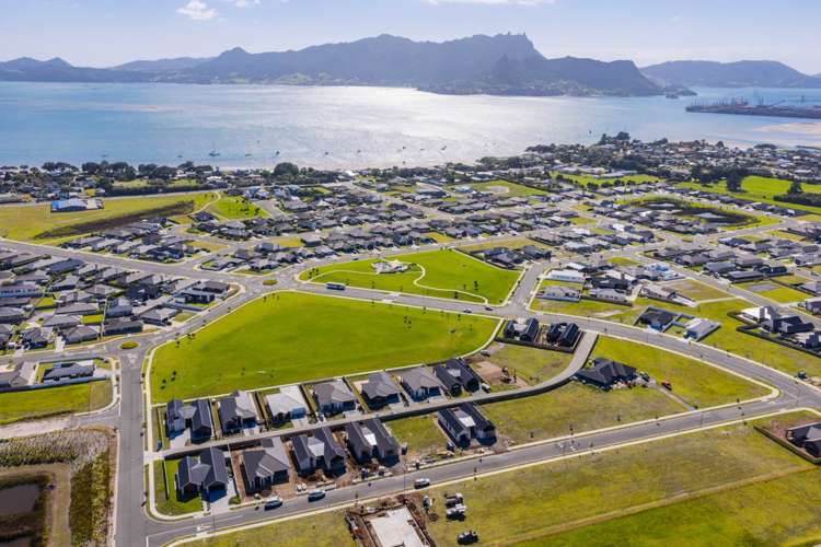 12 Korimako Lane One Tree Point_1