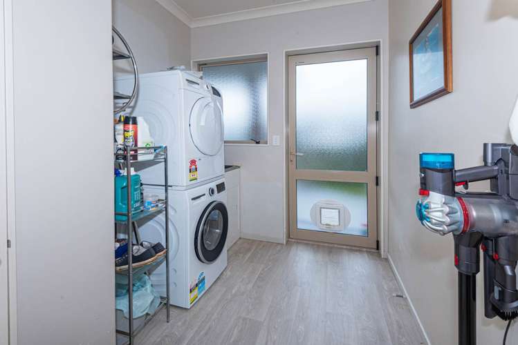 5 Sequoia Place Kamo_16