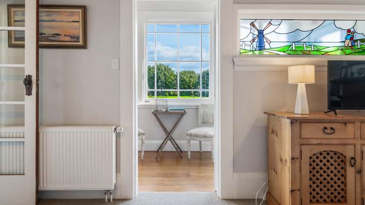 111 Wharf Road Clarks Beach_40