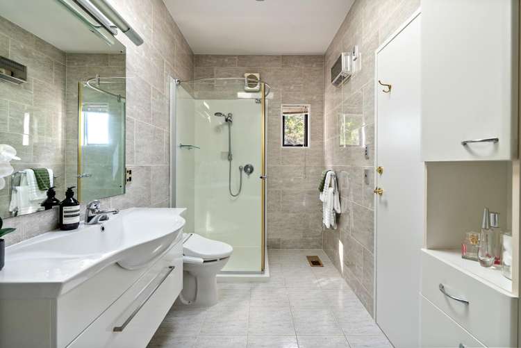 52 Walter Road, Lowry Bay Eastbourne_20