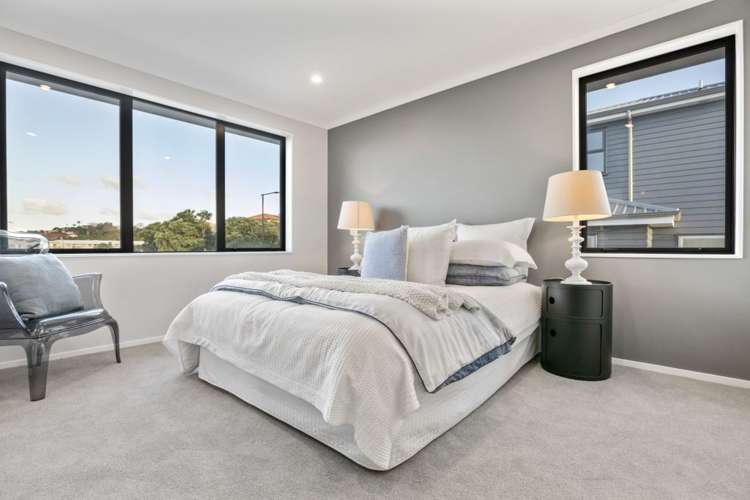 22 Symes Drive Red Beach_12