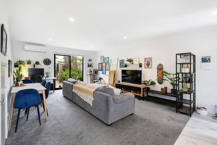 13/25 Hargest Crescent 1551_3