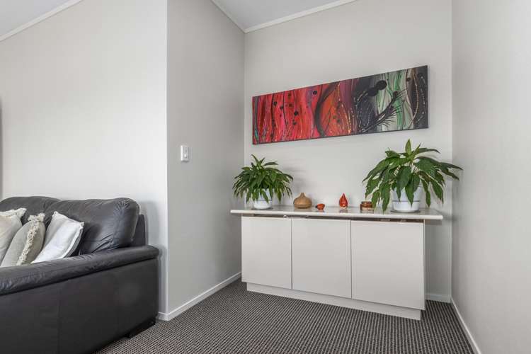 9 Kinnel Grove Papakowhai_10