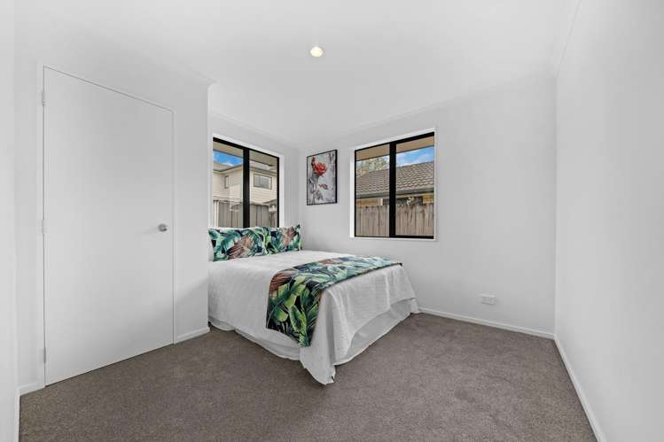 31 Misty Valley Drive Henderson_13