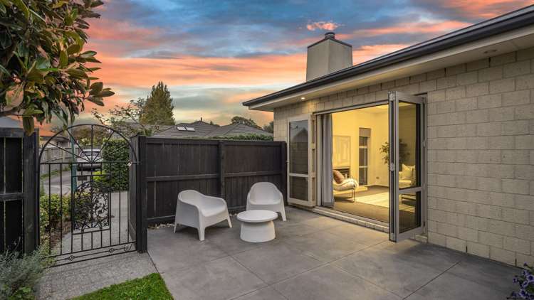 5 Millpark Place Northwood_33