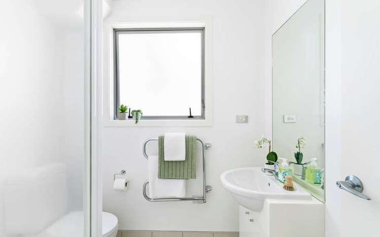 50/3 Wagener Place Mount Albert_22