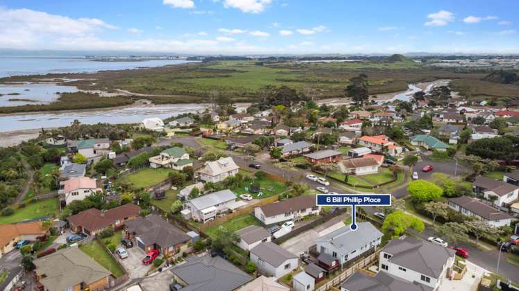 6 Bill Phillip Place Clendon Park_11