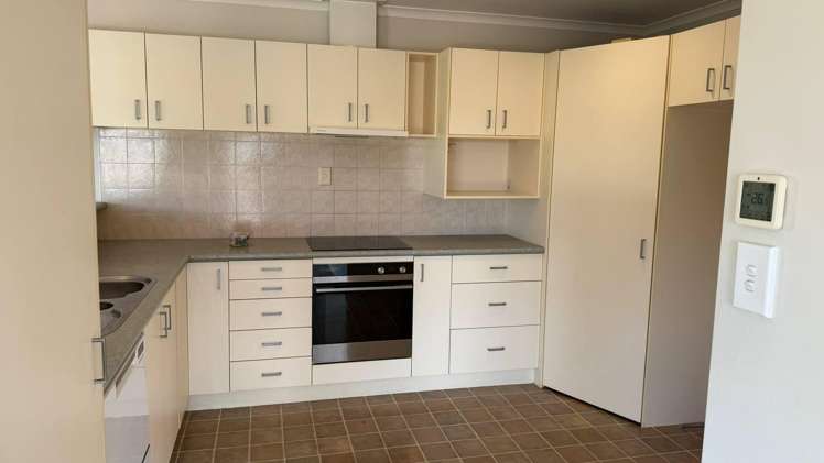 33 Blue Heron Rise Stanmore Bay_12