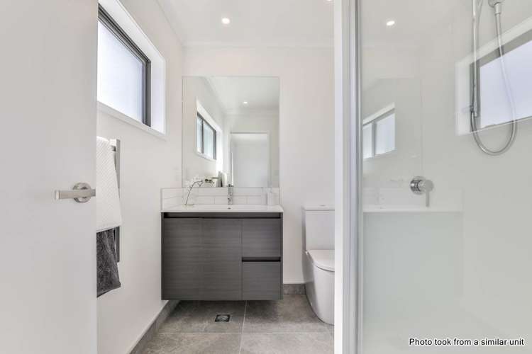 25E Henry Taylor Rise Milldale_20