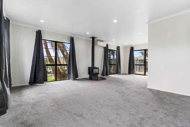 27 Lothian Brae Manurewa_1