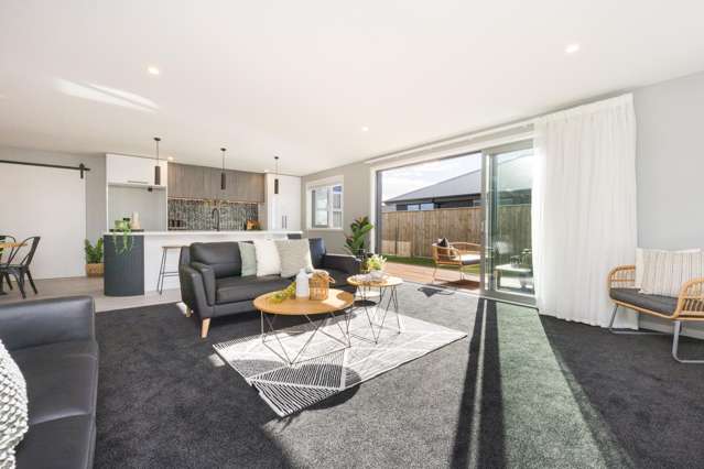 14 Kanzan Grove Feilding_2
