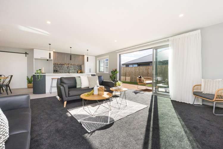 14 Kanzan Grove Feilding_6