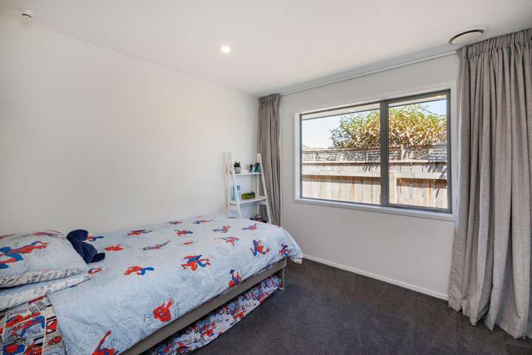 8 Huffington Place Feilding_15