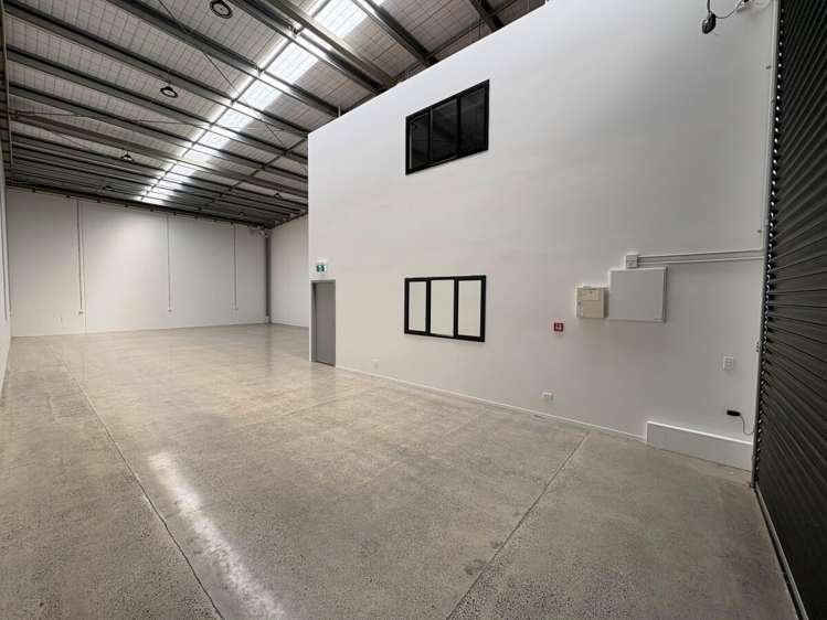 2/142 Ossie James Drive Rukuhia_2