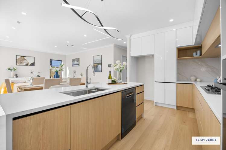 11 Tuwai Crescent Opaheke_11