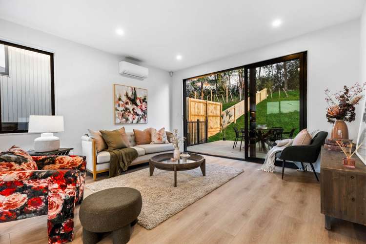 242c West Hoe Heights Orewa_11