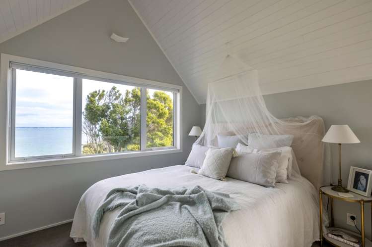 379i Gordons Road Waiheke Island_35