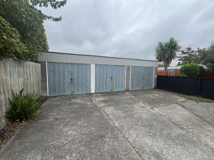 2/41 Roberta Drive Somerfield_9