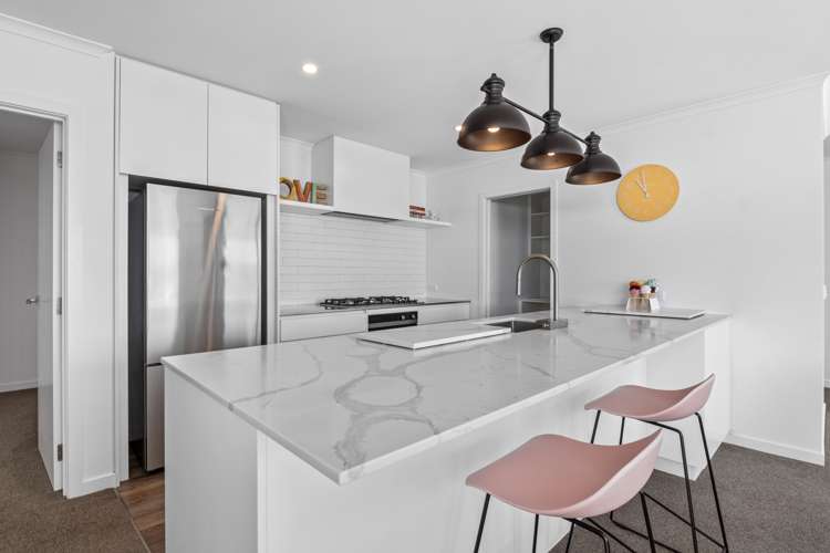 52 Katania Heights Brightwater_6