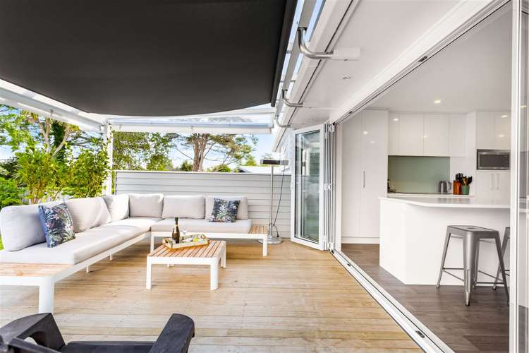 27 Gill Avenue Te Atatu Peninsula_12