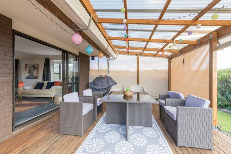 50 Farnham Drive Richmond_10