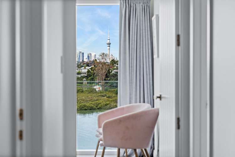 1 Bangor Street Point Chevalier_21