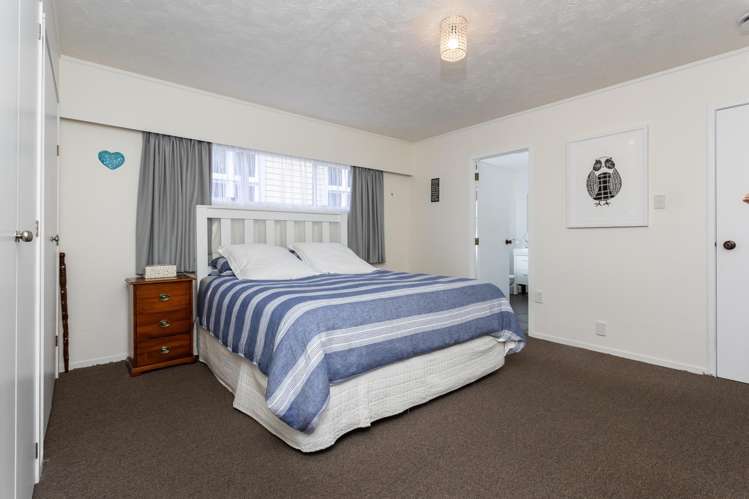 21 Formby Avenue Point Chevalier_7