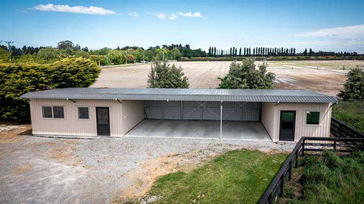 412 Birchs Road Lincoln_23