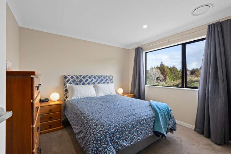 39 Syd Grant Crescent Orewa_23