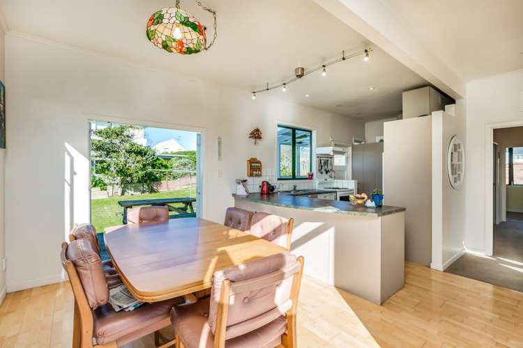 41 Pupuke Road Birkenhead_15