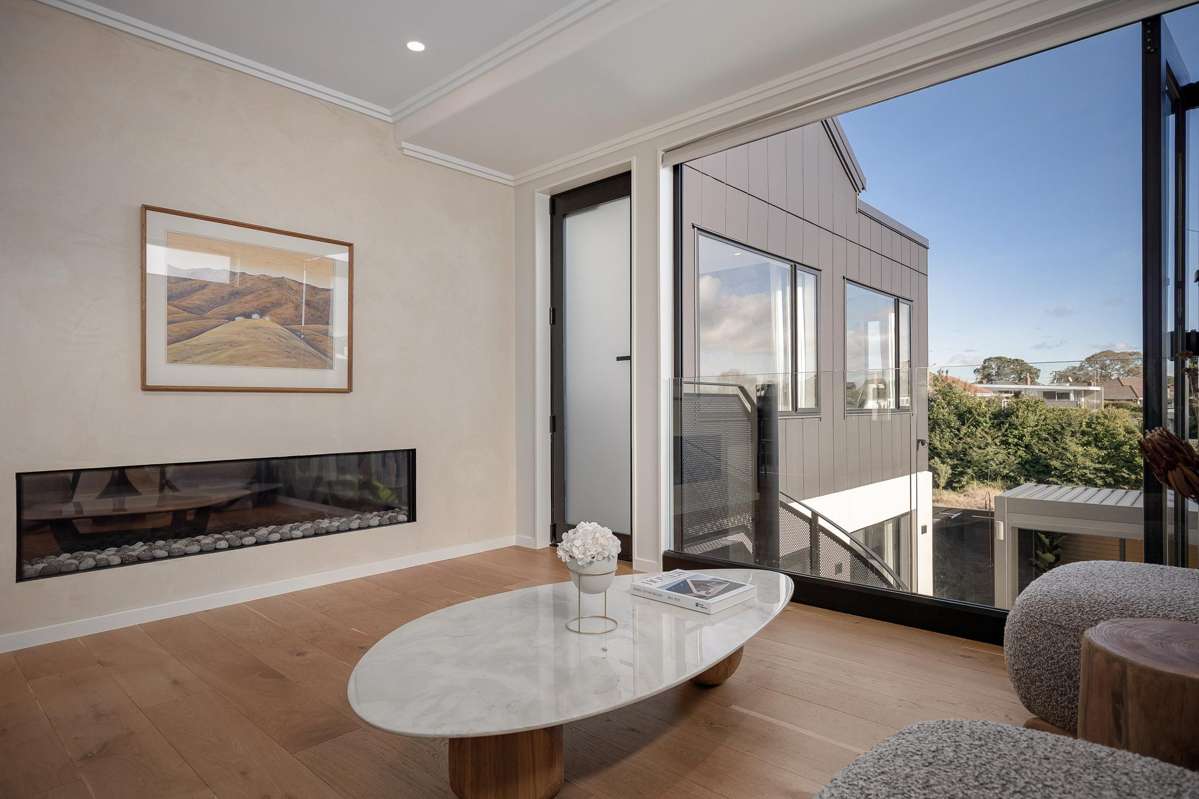2 Glen Atkinson Street_5