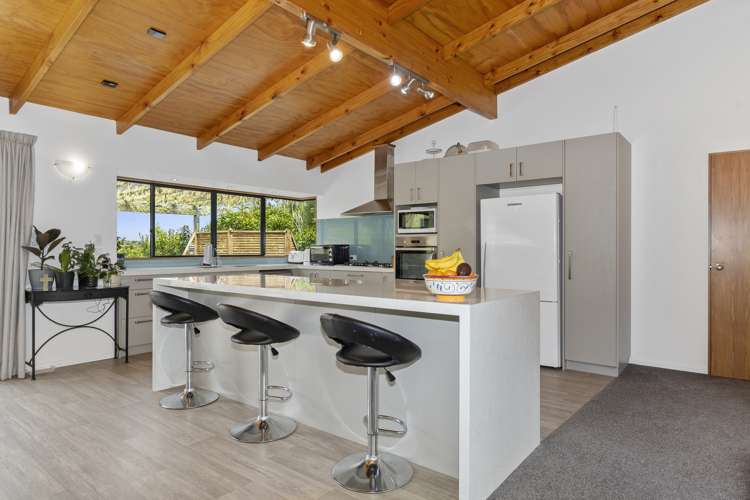 78 Tawhai Place Parahaki_2