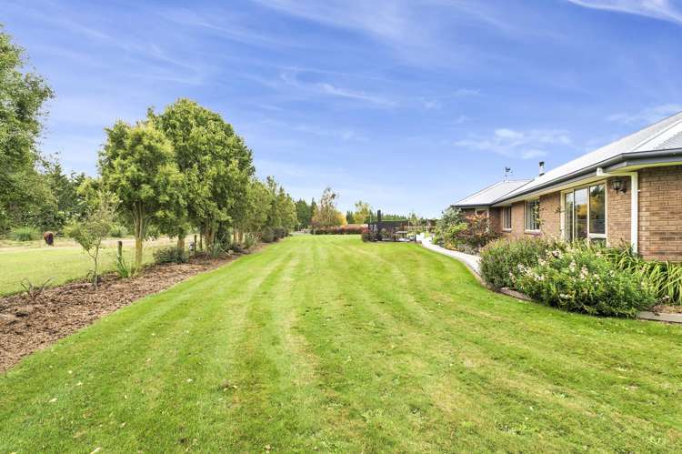 211 Bangor Road Darfield_28